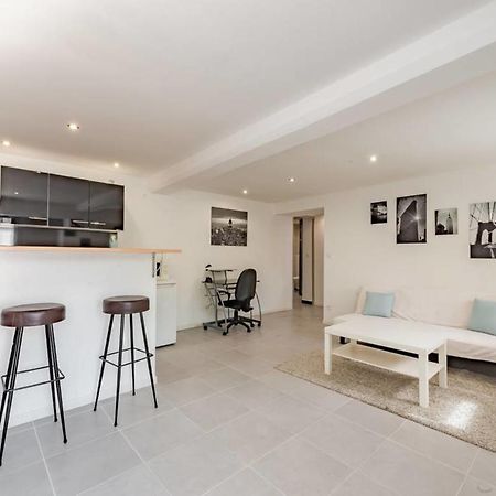 Guestready - Modern And Spacious Flat Near Vaise Lyon Exterior photo
